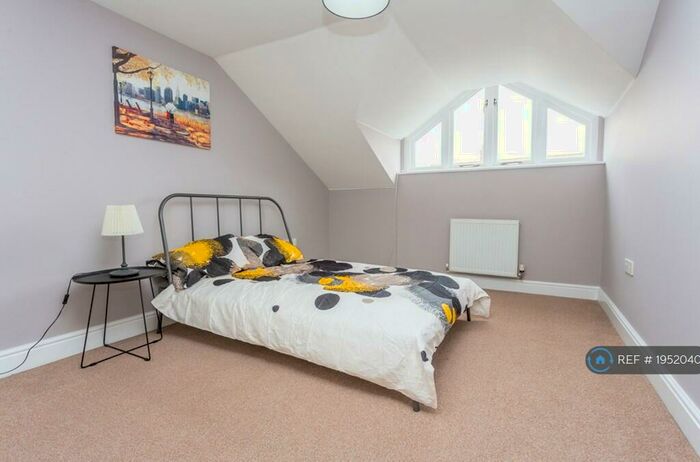 3 Bedroom Terraced House To Rent In Woodbridge Road, Ipswich, IP4