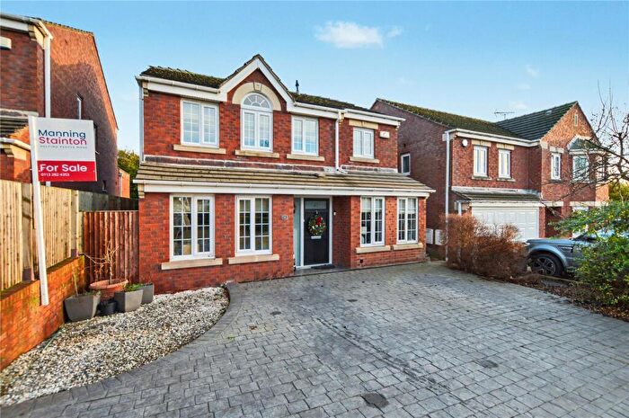4 Bedroom Detached House For Sale In Castle Lodge Way, Rothwell, Leeds, West Yorkshire, LS26