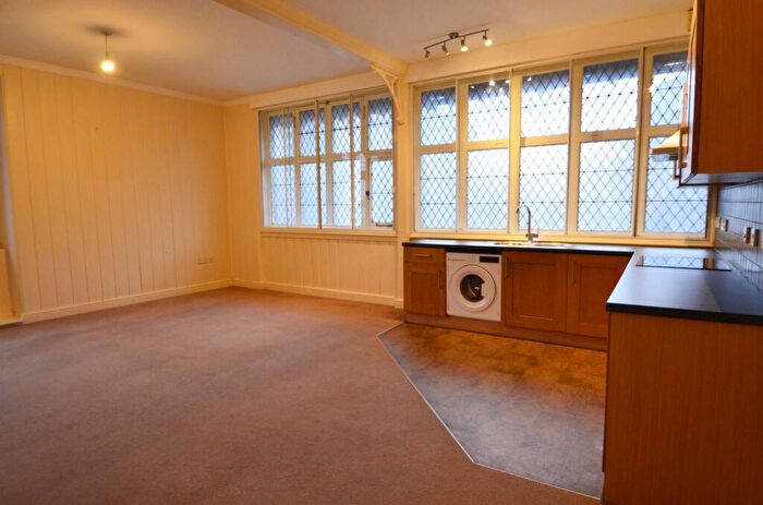 2 Bedroom Apartment To Rent In Tudor Hall, Norwich, NR1