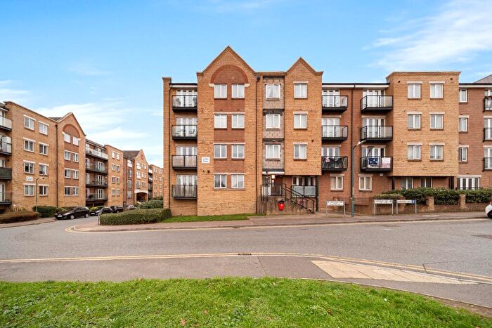 2 Bedroom Flat To Rent In Griffin Court, Black Eagle Drive, Northfleet, Gravesend, Kent, DA11