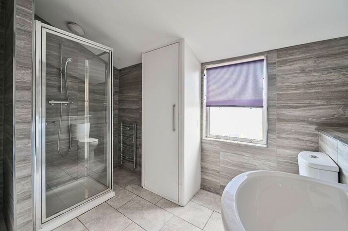1 Bedroom Flat For Sale In Dumbarton Road, Brixton, London, SW2