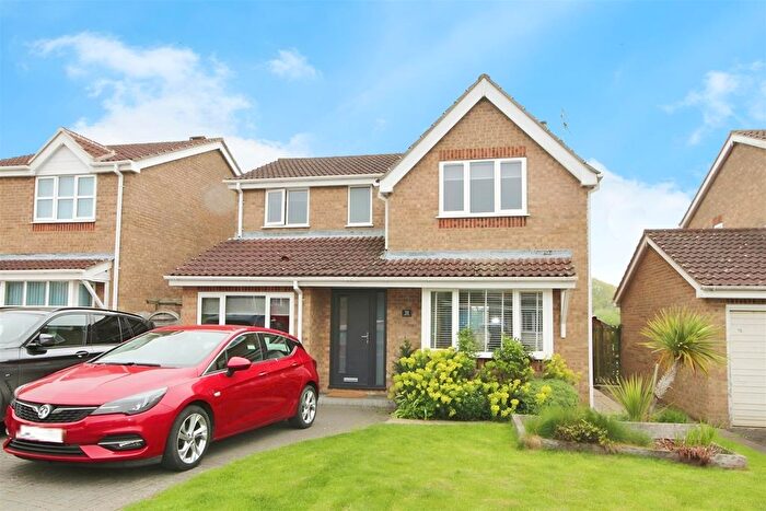 4 Bedroom Detached House For Sale In Greenfield Drive, Hibaldstow, DN20