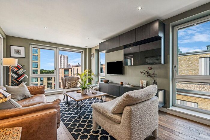 3 Bedroom Flat For Sale In Eltringham Street, Battersea Reach, SW18