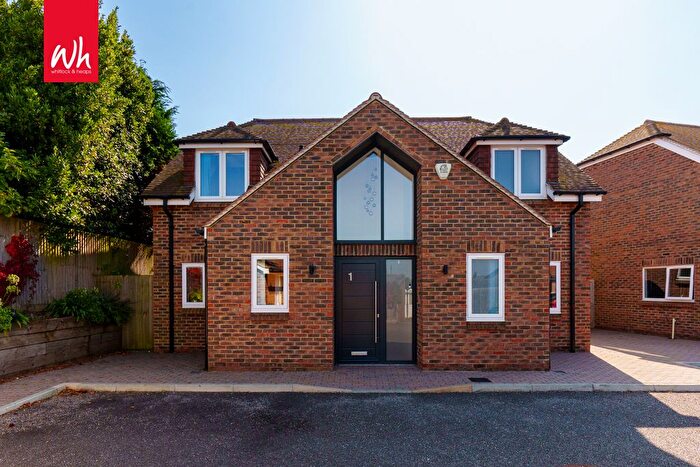 4 Bedroom Detached House To Rent In Northease Close, Hove, BN3