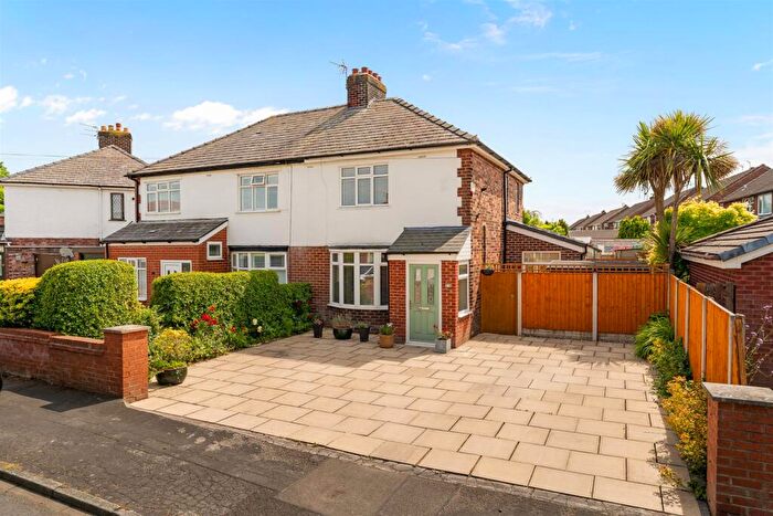 2 Bedroom Semi Detached House For Sale In Mcvinnie Road, Prescot, L35