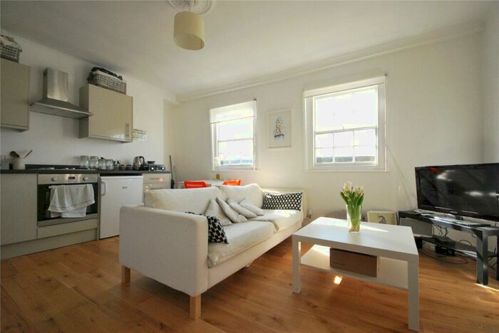 1 Bedroom Flat To Rent In Mornington Terrace, Camden, NW1