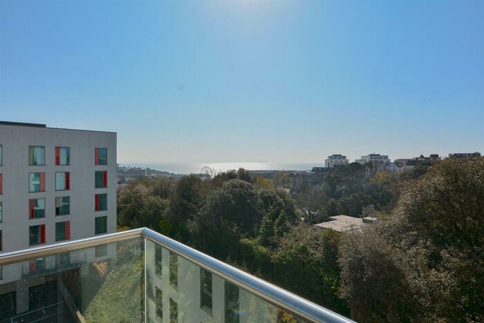 3 Bedroom Apartment To Rent In The Summit, Upper Terrace Road, Bournemouth, BH2