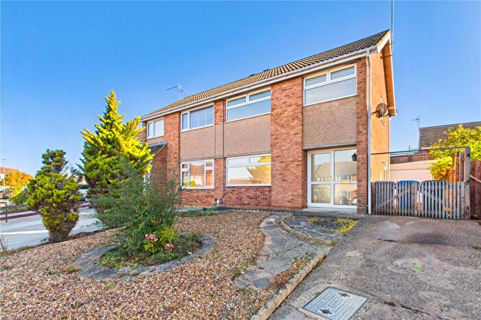 3 Bedroom Semi Detached House For Sale In St. Anthonys Road, Kettering, Northamptonshire, NN15