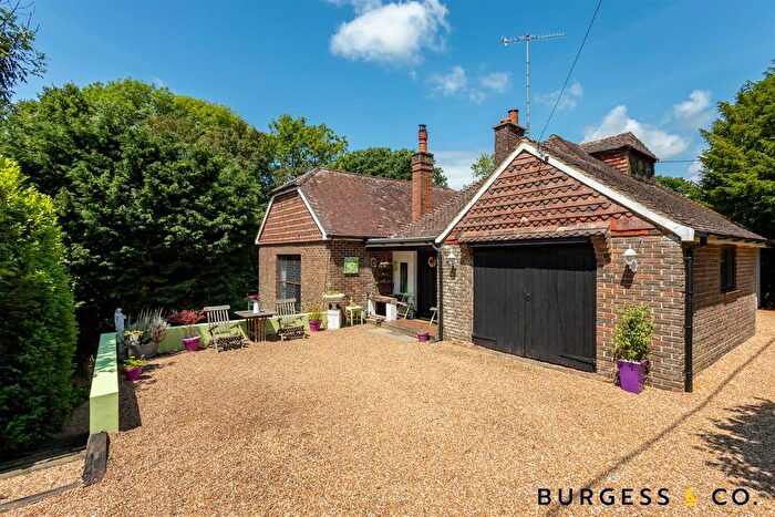 4 Bedroom Property For Sale In Station Road, Crowhurst, TN33