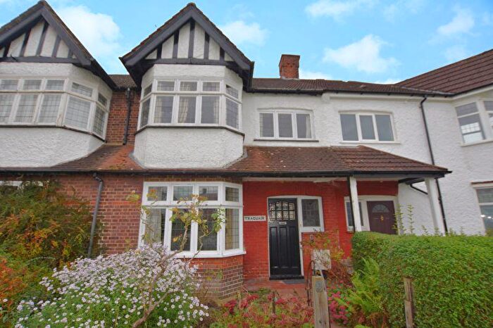 3 Bedroom Terraced House For Sale In The Gardens, Harrow, HA1