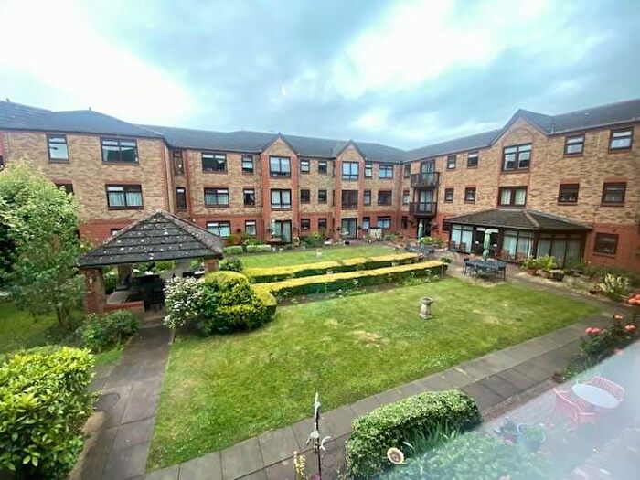 2 Bedroom Retirement Property For Sale In Banbury, Oxfordshire, OX16