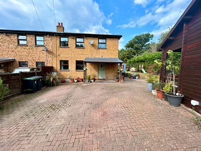 4 Bedroom Semi-Detached House For Sale In Aimes Green, Galley Hill, Waltham Abbey, EN9