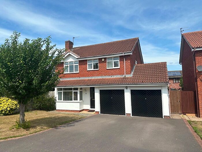 4 Bedroom Detached House For Sale In Meadow Croft, Perton, Wolverhampton, WV6