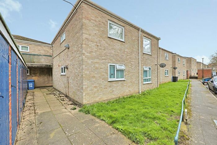 2 Bedroom Flat For Sale In Horns Lane, Norwich, NR1