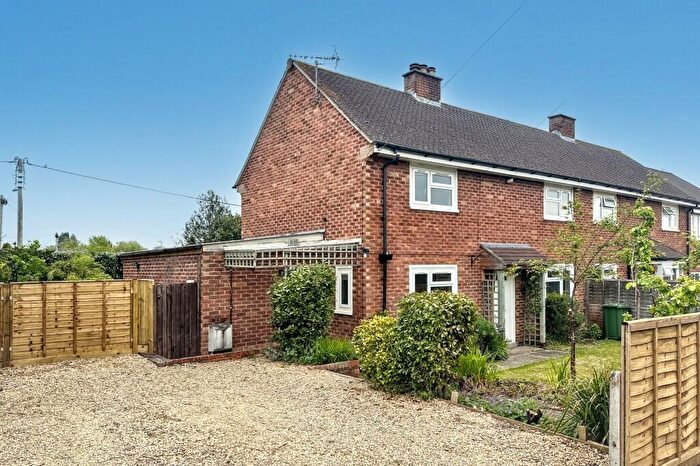 3 Bedroom Semi-Detached House To Rent In Vauxhall, Newent, GL18