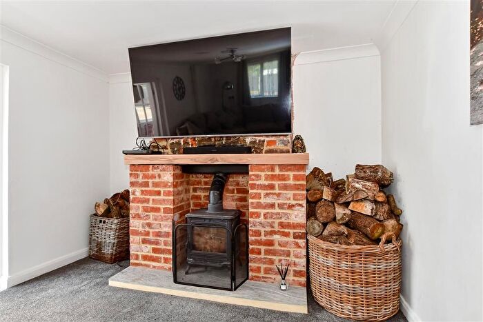 2 Bedroom Cottage For Sale In Ridgeway Road, Herne Bay, Kent, CT6