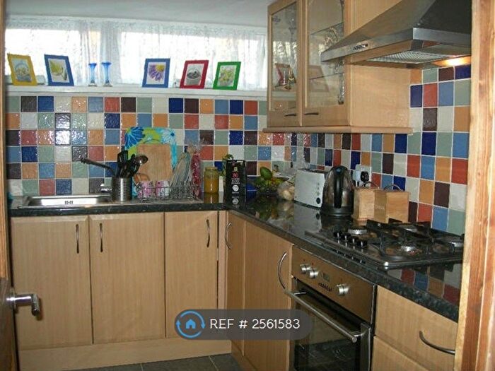 Studio To Rent In St.Silas Place, London, NW5