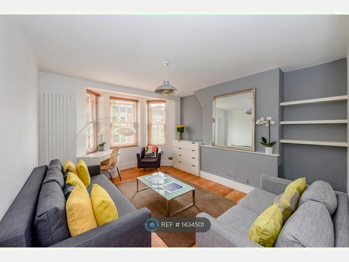 2 Bedroom Flat To Rent In Tyers Street, London, SE11