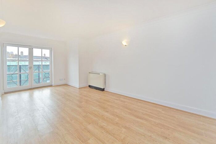 1 Bedroom Apartment To Rent In Kingsland Road, Hackney, London, N1