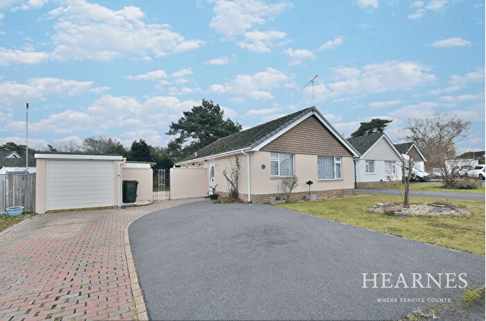 2 Bedroom Bungalow For Sale In Leeson Drive, Ferndown, BH22