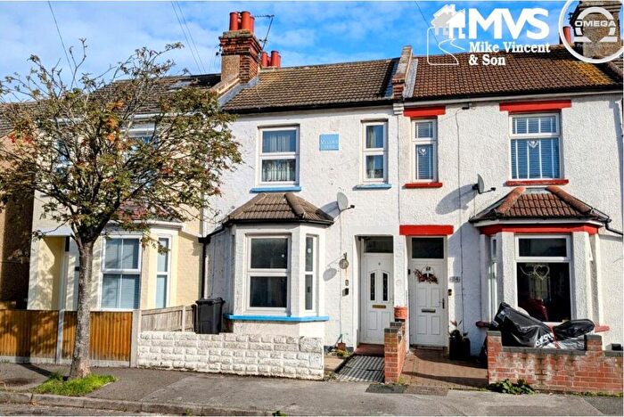 4 Bedroom Terraced House To Rent In Oxford Crescent, Clacton-on-Sea, CO15