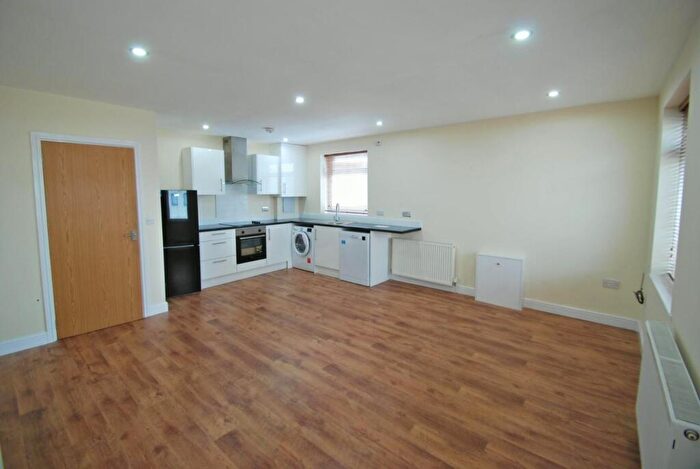 2 Bedroom Flat To Rent In Church Road, Manchester, M22