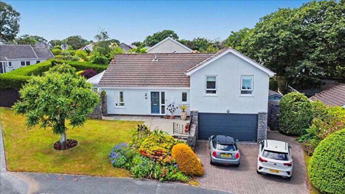 4 Bedroom Detached House For Sale In Nyth Gwennol, SA69