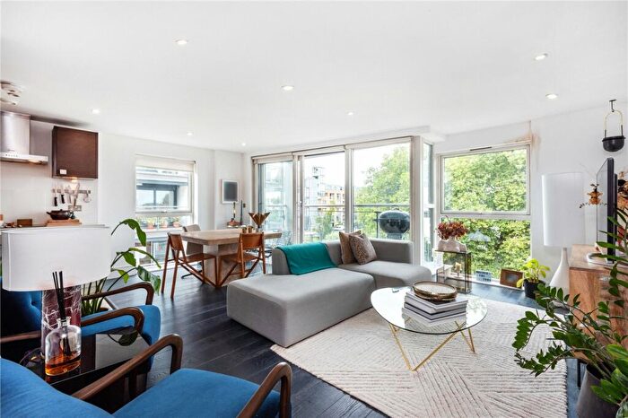 2 Bedroom Apartment To Rent In Angel Wharf, Eagle Wharf Road, N1