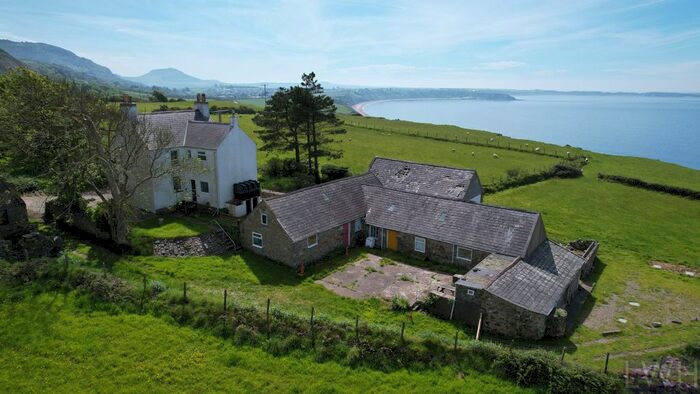 3 Bedroom Detached House For Sale In Pistyll, Pwllheli, LL53