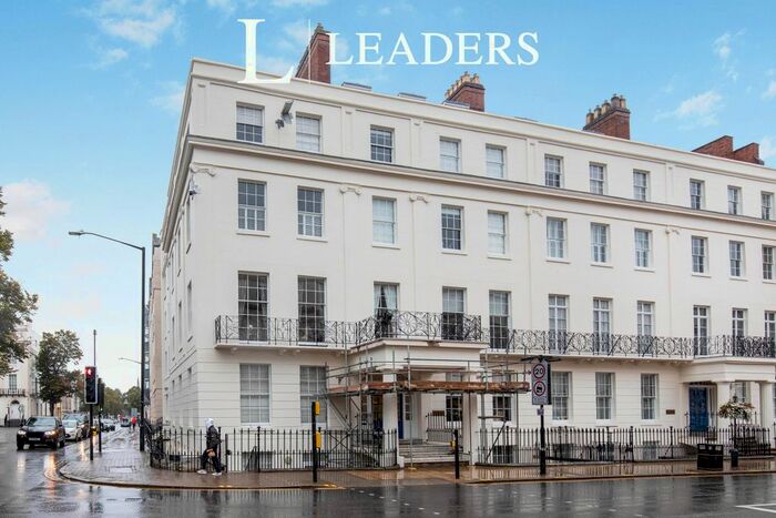 2 Bedroom Flat To Rent In Parade, Leamington Spa, CV32