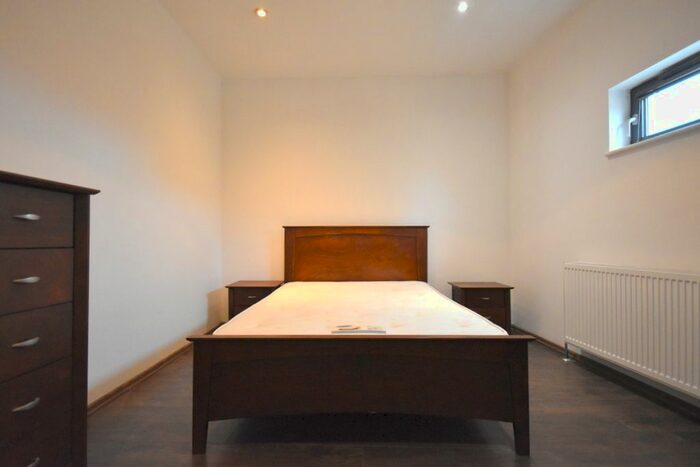 1 Bedroom Flat To Rent In Rye Lane, Peckham, SE15