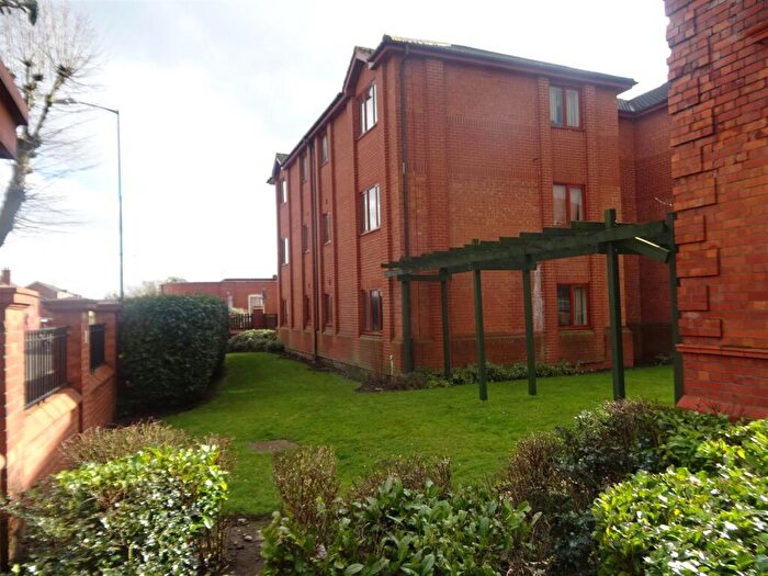 2 Bedroom Flat To Rent In Gillett Close, Nuneaton, CV11