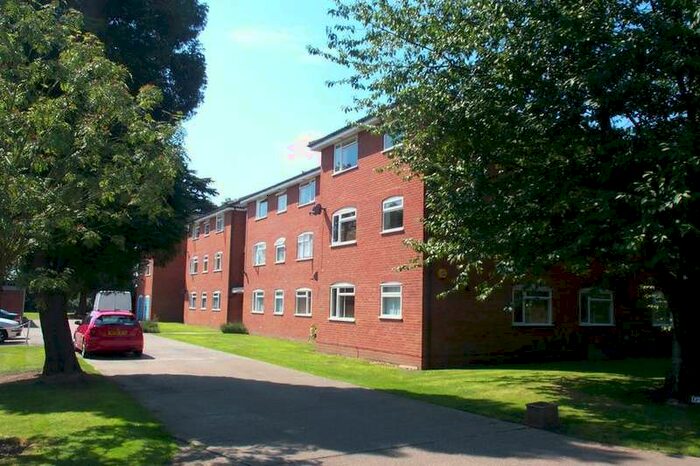 1 Bedroom Apartment To Rent In Cobblers Close, Farnham Royal, SL2