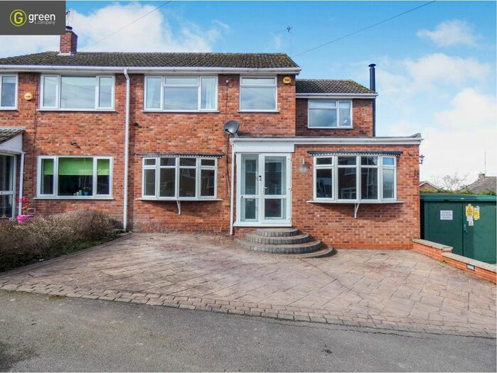 4 Bedroom Semi-Detached House For Sale In St. Davids Road, Clifton Campville, Tamworth, B79