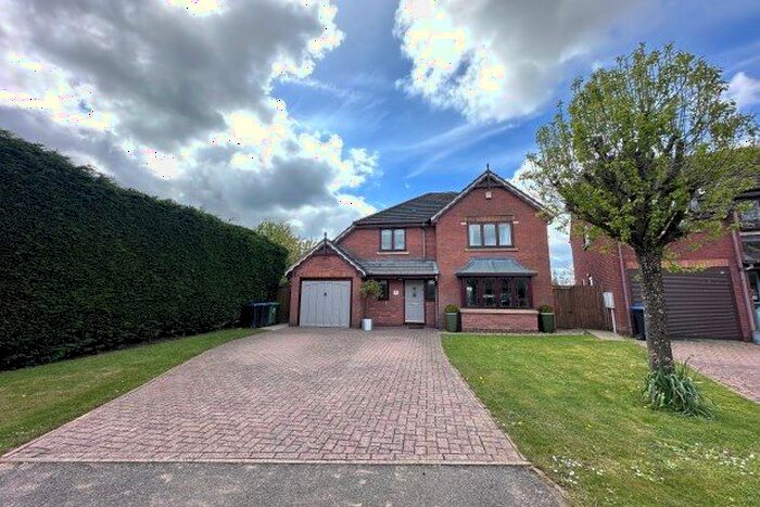 4 Bedroom Detached House To Rent In Woodcock Close, Lutterworth, LE17