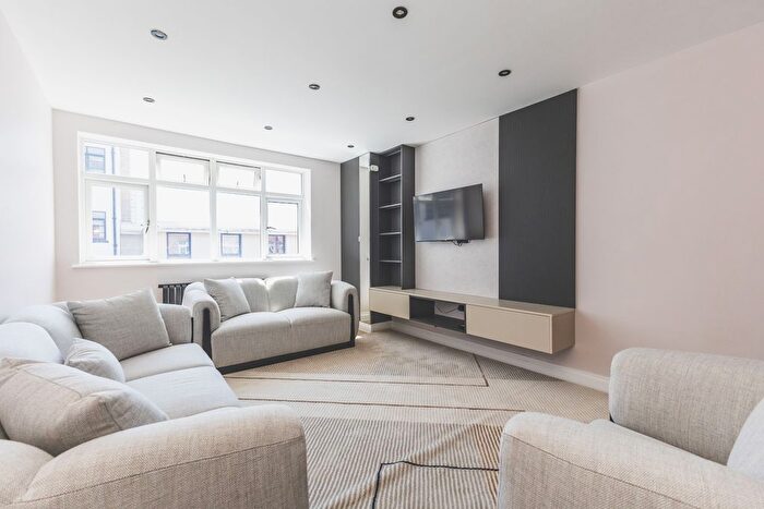 2 Bedroom Flat To Rent In Philpot Street, Whitechapel, E1