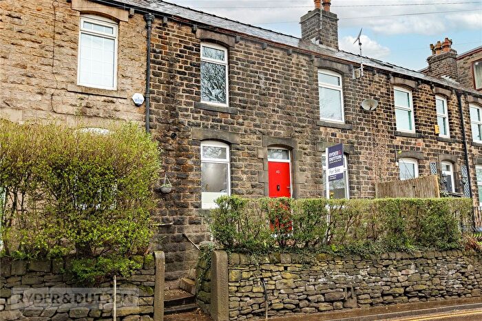 2 Bedroom Terraced House For Sale In Oldham Road, Uppermill, Saddleworth, OL3