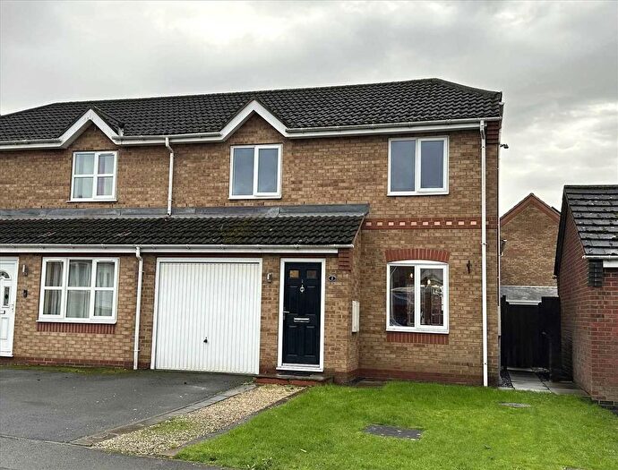 3 Bedroom Semi-Detached House For Sale In Burdock Road, Scunthorpe, DN16