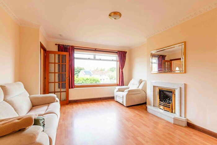 3 Bedroom Terraced House To Rent In L – Dolphin Gardens West, Currie, Edinburgh, EH14