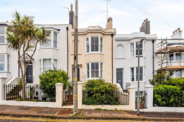 3 Bedroom Terraced House For Sale In Howard Place, Brighton, East Sussex, BN1