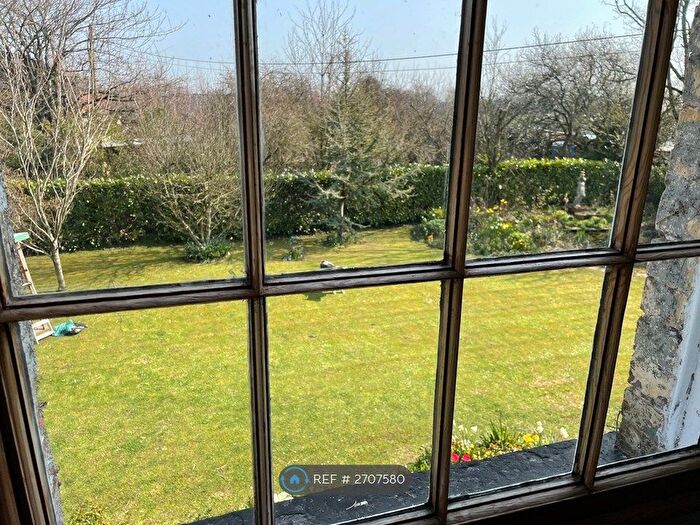 2 Bedroom Flat To Rent In New Road Farm, East Huntspill, Highbridge, TA9