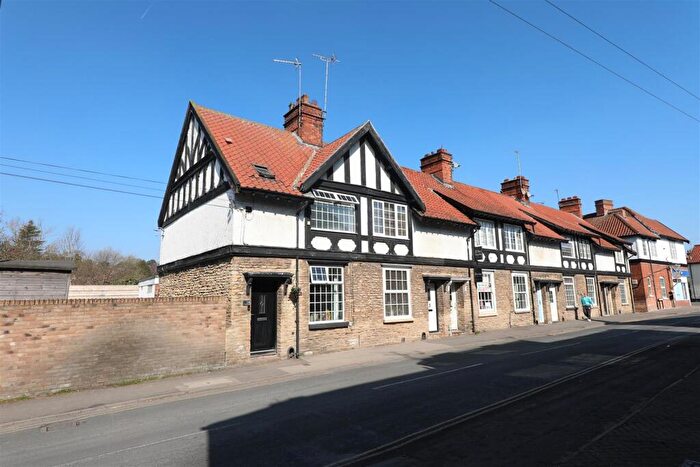 2 Bedroom End Of Terrace House For Sale In Church Street, South Cave, HU15