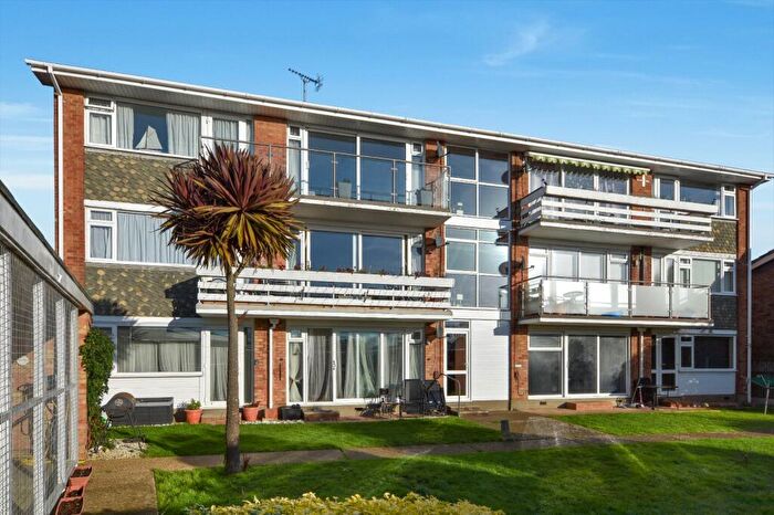 2 Bedroom Apartment For Sale In Thames View, Blackgate Road, Shoeburyness, Essex, SS3