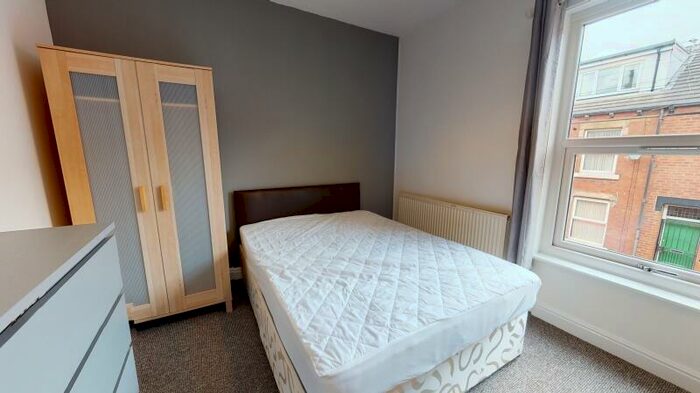 4 Bedroom Terraced House To Rent In Welton Place, Hyde Park, Leeds, LS6