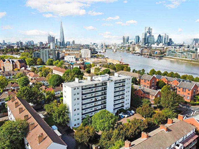 2 Bedroom Flat For Sale In Cherry Garden Street, London, SE16