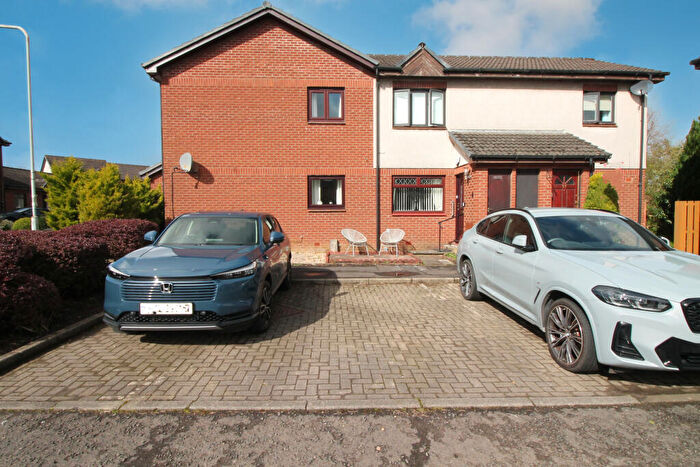 2 Bedroom Flat For Sale In Greenlaw Crescent, Paisley, PA1