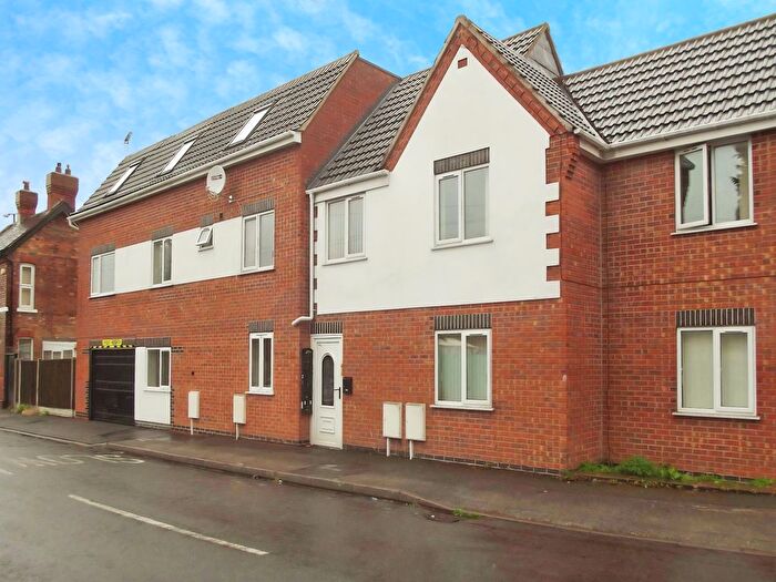 4 Bedroom Flat To Rent In Norman Road, Nottingham, NG3