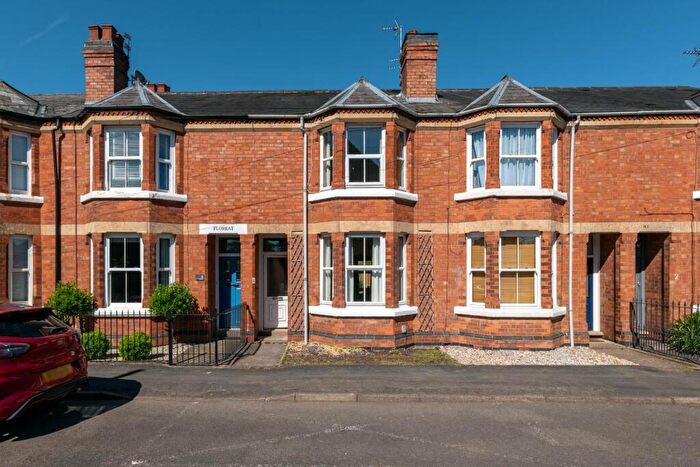 2 Bedroom Terraced House For Sale In South View Road, Leamington Spa, CV32