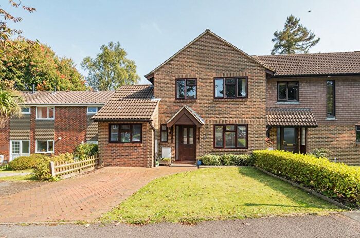 3 Bedroom Semi Detached House For Sale In Nursery Gardens, Winchester, Hampshire, SO22