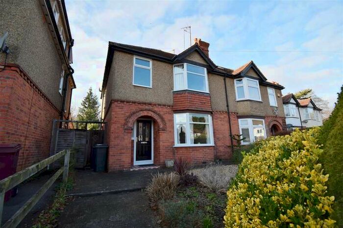 3 Bedroom Semi-Detached House To Rent In Hemdean Road, Caversham, Reading, RG4
